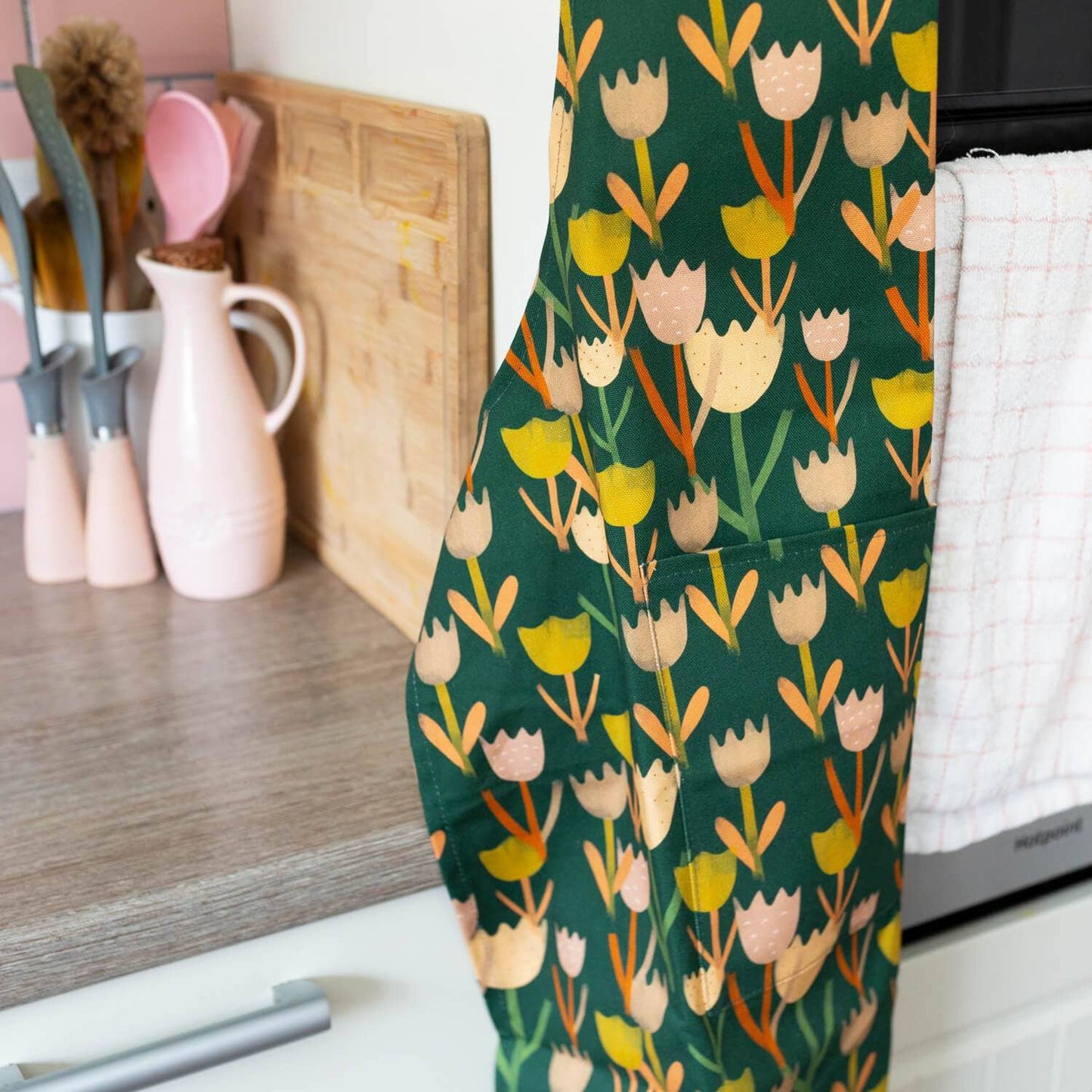 Tulip Adult Apron