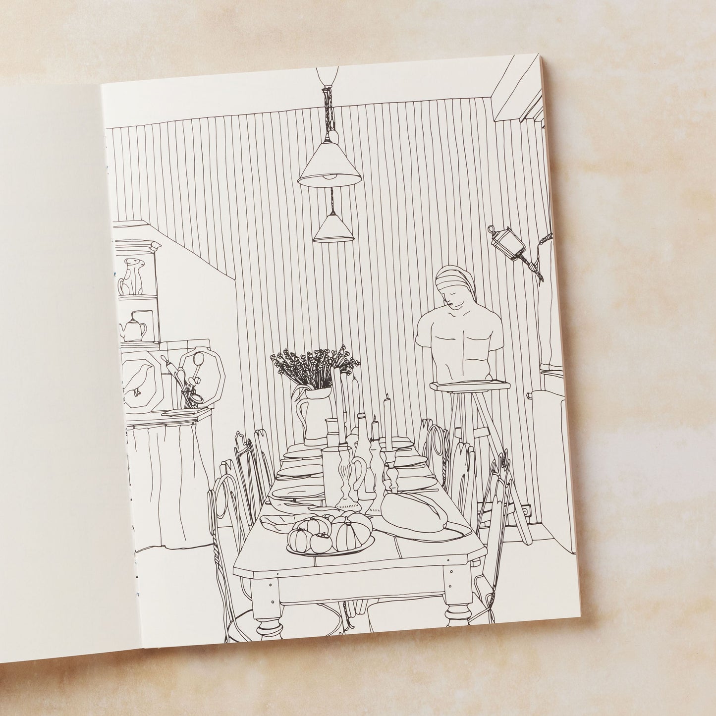 Chez Moi: A Collection Of Beautiful Rooms To Colour In