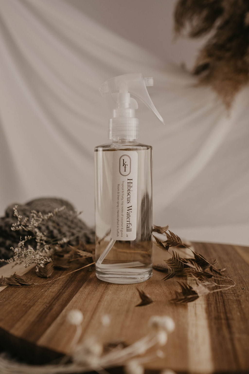 Hibiscus Falls Linen Spray