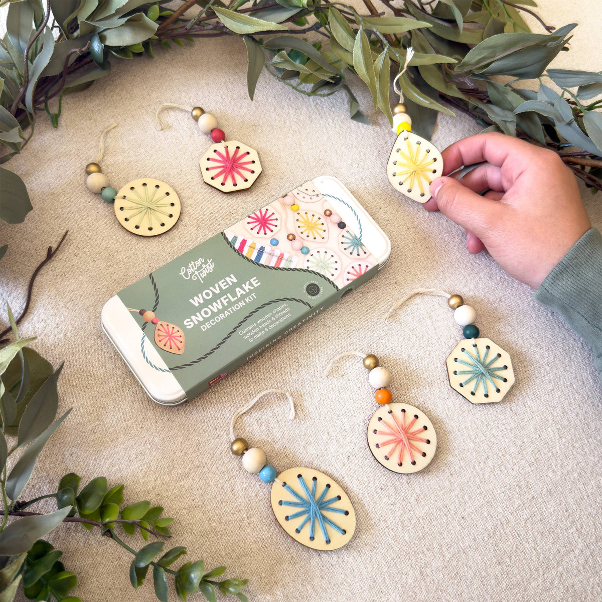Woven Snowflake Christmas Decoration Kit