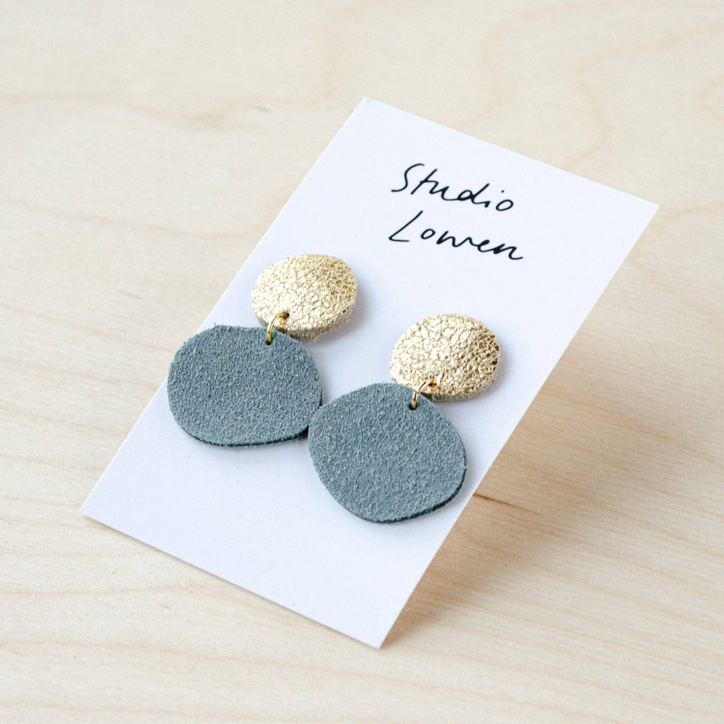 Bili Pop Earrings Suede