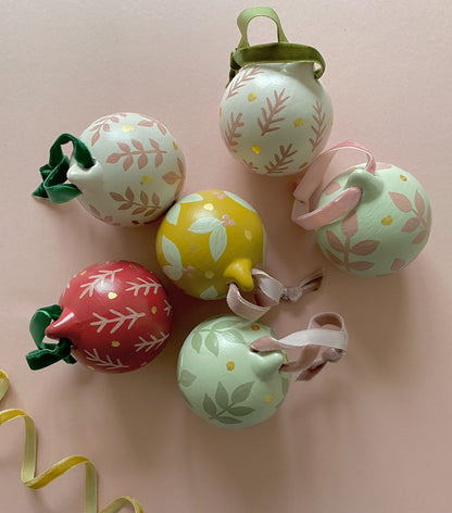 Christmas Bauble Painting Workshop