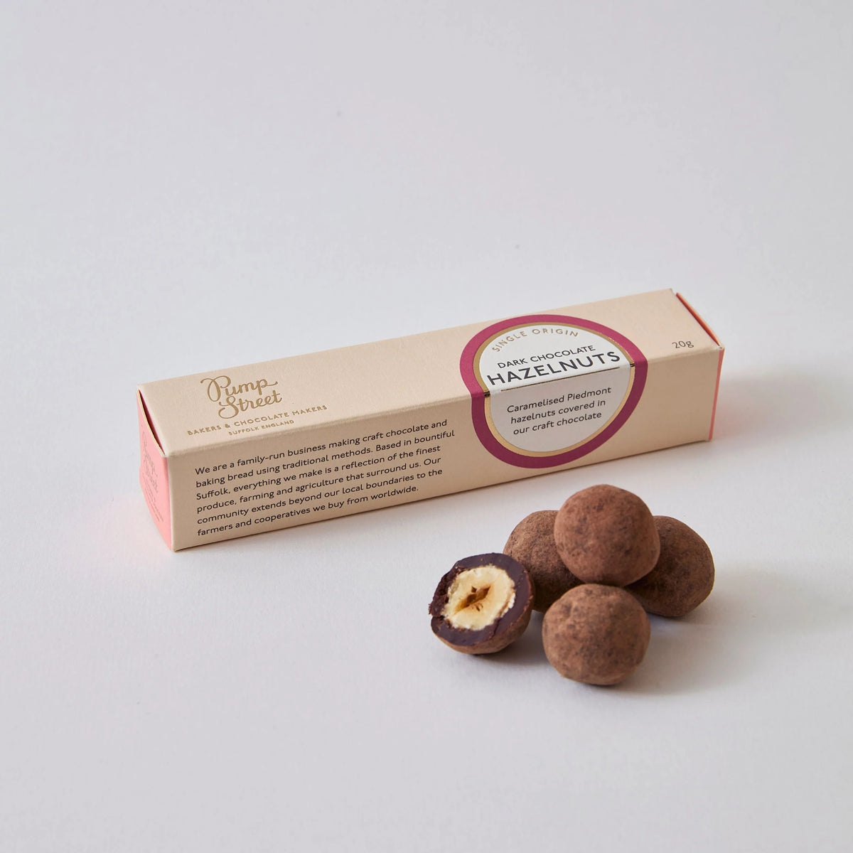 Dark Caramelised Hazelnuts - Uganda 78%
