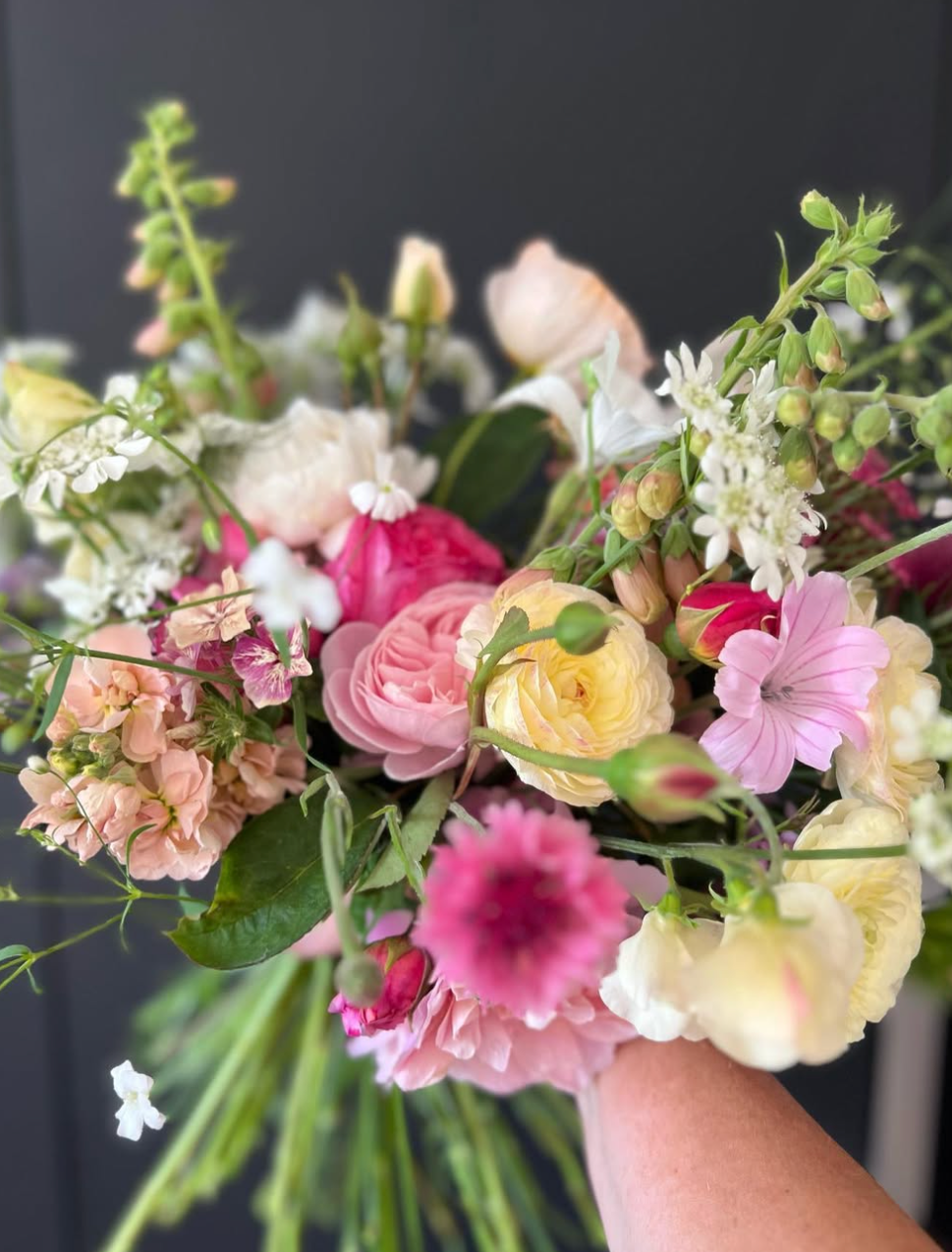 Flower Farming Talk & Hand Tied Bouquet Workshop - Thursday 17th September 14.00-16.30