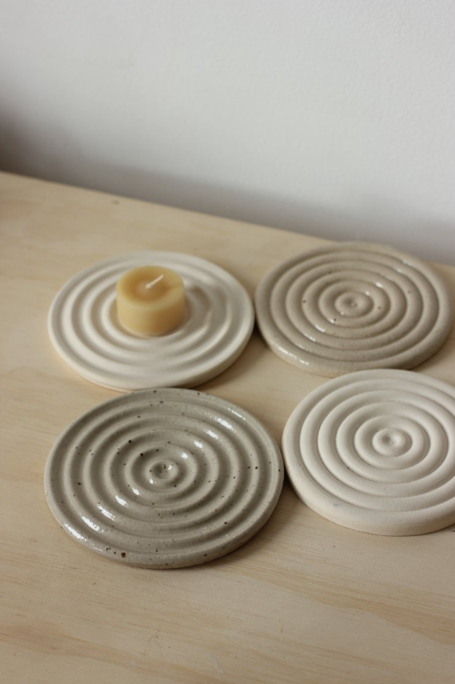 Stoneware Wobble Trivet