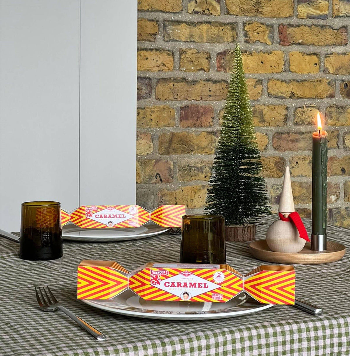 Tunnock's Caramel Wafer Biscuits Cracker