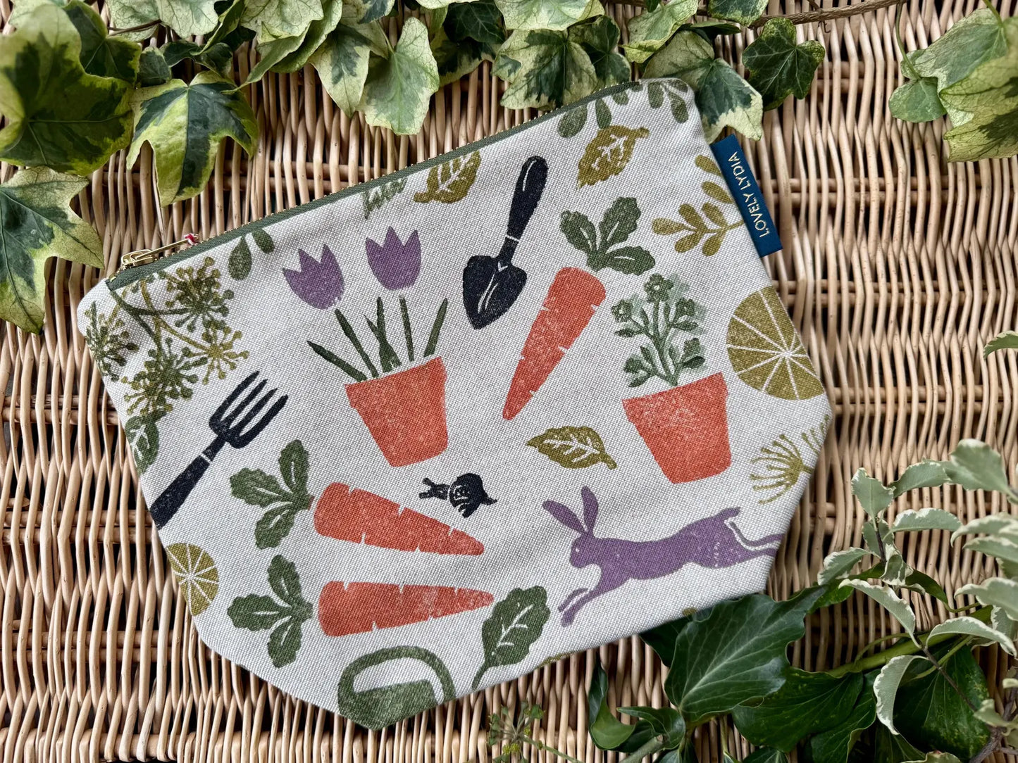 Garden Medium Zipper